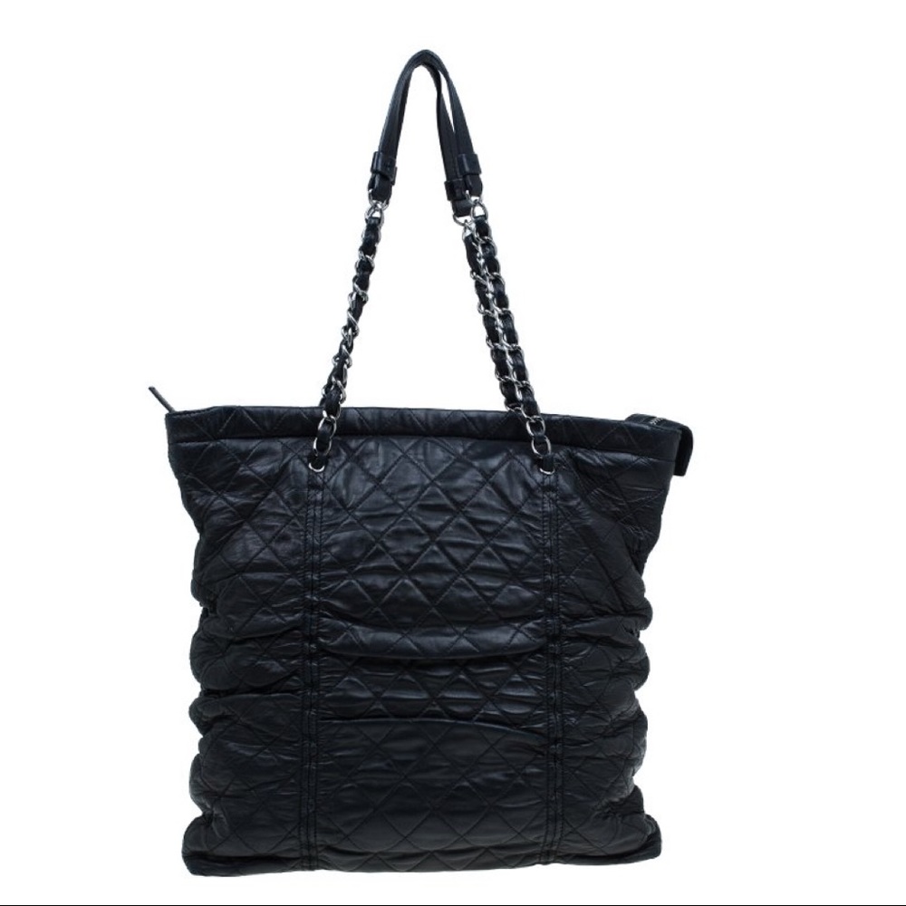CHANEL Auth Lambskin Bag w Classic Chain
